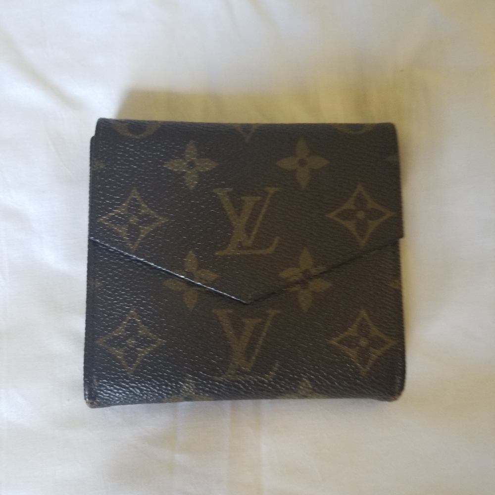 Posh Louis Vuitton Elsie Wallet+ Free Gift